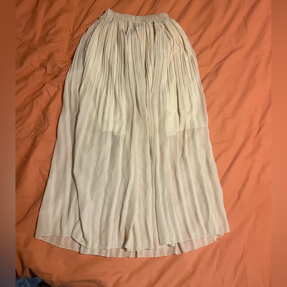 Dresses & Skirts - Ivory Pleated Maxi Skirt Flowing Chiffon Elastic Waist Minimalist